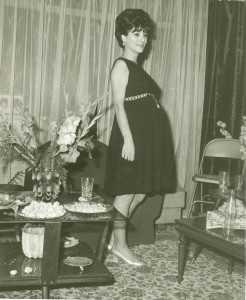 Oct 1969 Tehran - Simin expecting Sogoli